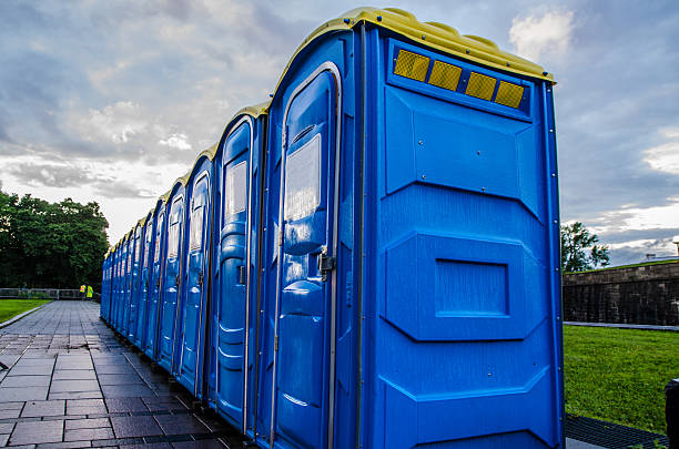 Best Luxury portable toilet rental  in Fort Denaud, FL